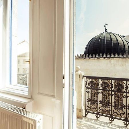 New A C Studio With View Of The Synagogue Budapest Kültér fotó