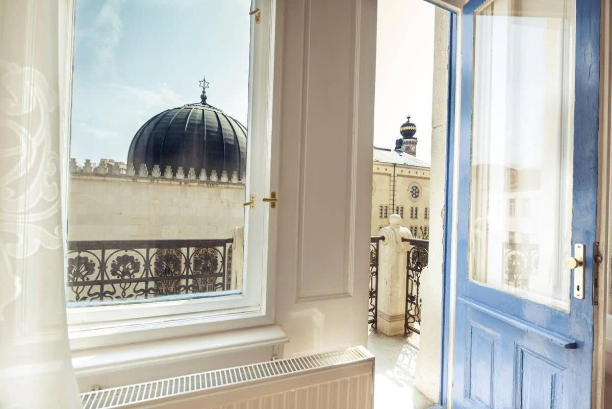 New A C Studio With View Of The Synagogue Budapest Kültér fotó